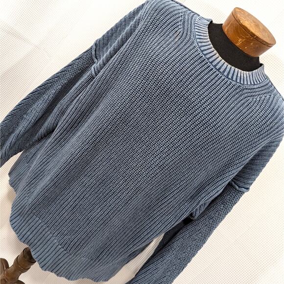 American Eagle Other - AMERICAN EAGLE! "DISTRESSED" BLUE DENIM INSPIRED BULKY KNIT SWEATER! SZ L